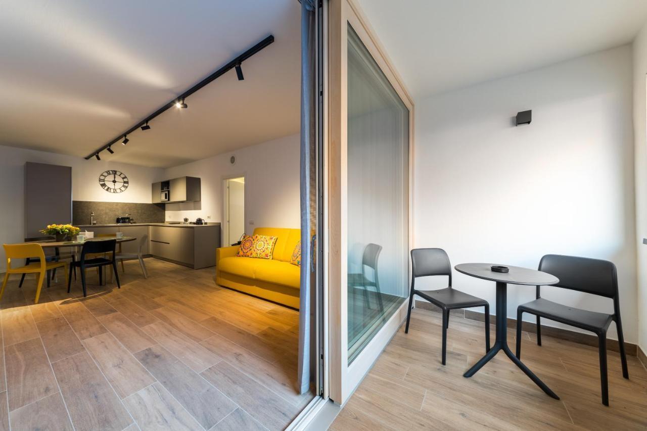 Boutique Apartments By Annalisa Torbole Sul Garda Luaran gambar
