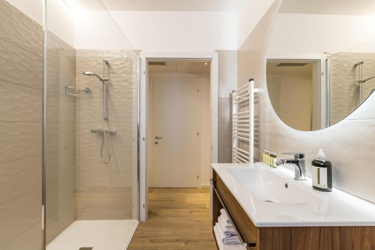Boutique Apartments By Annalisa Torbole Sul Garda Luaran gambar
