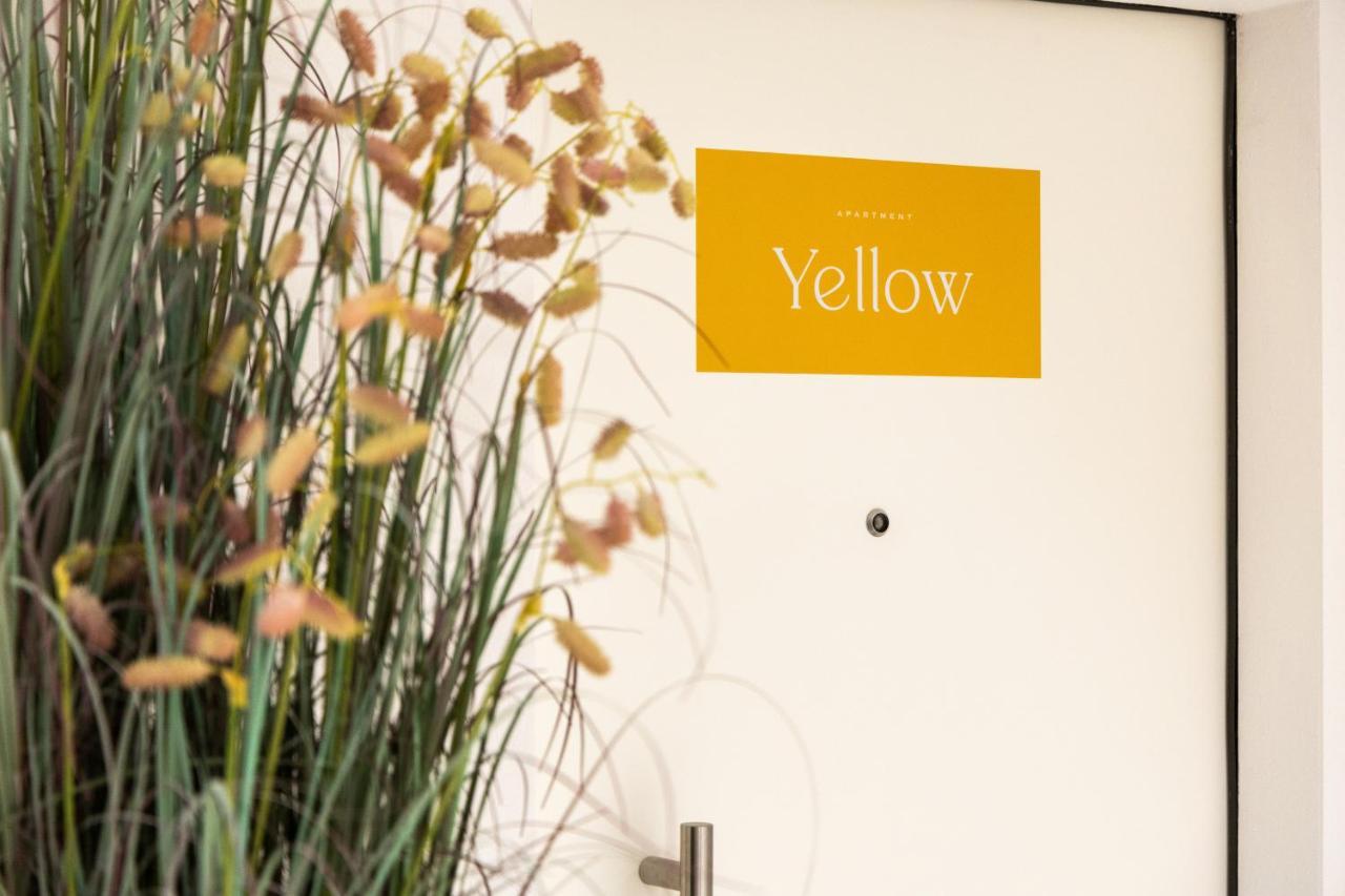 Boutique Apartments By Annalisa Torbole Sul Garda Bilik gambar