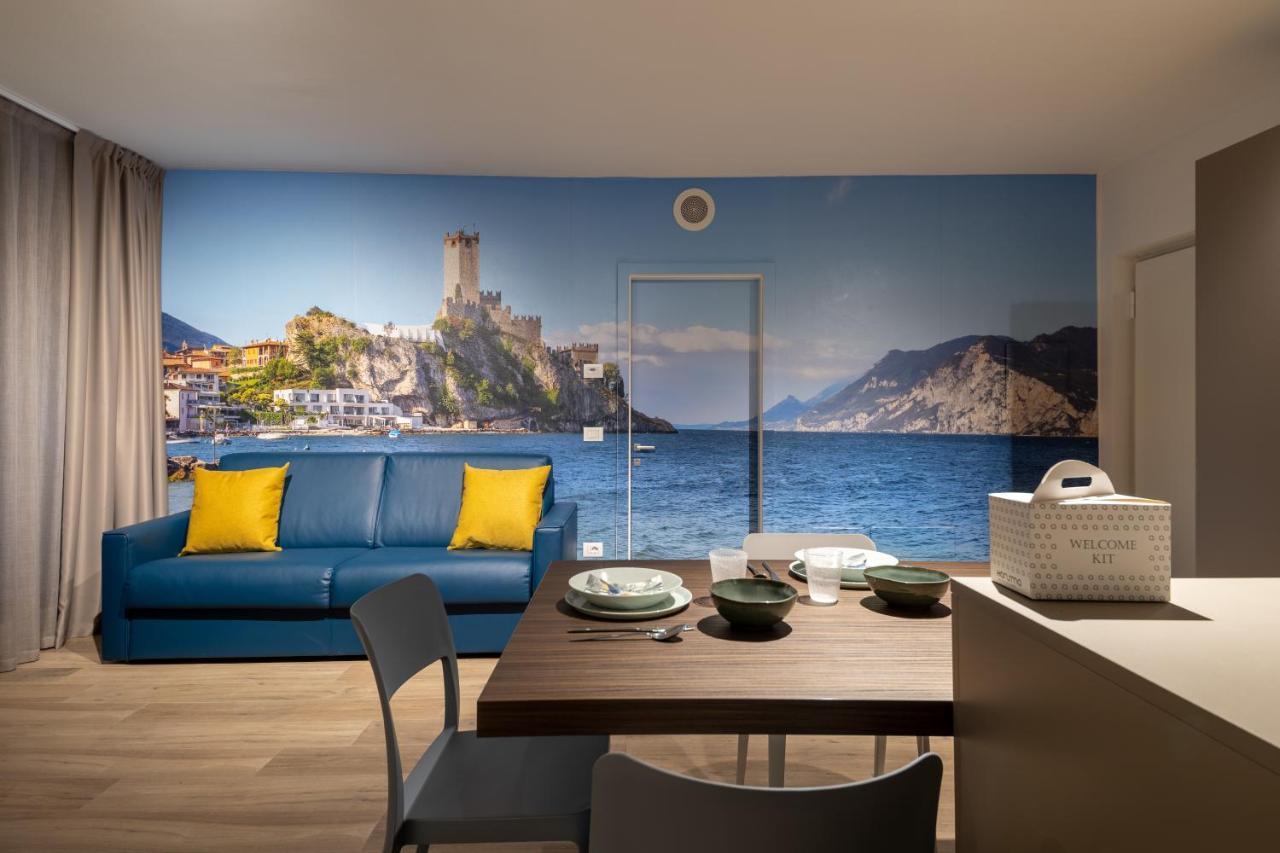 Boutique Apartments By Annalisa Torbole Sul Garda Luaran gambar
