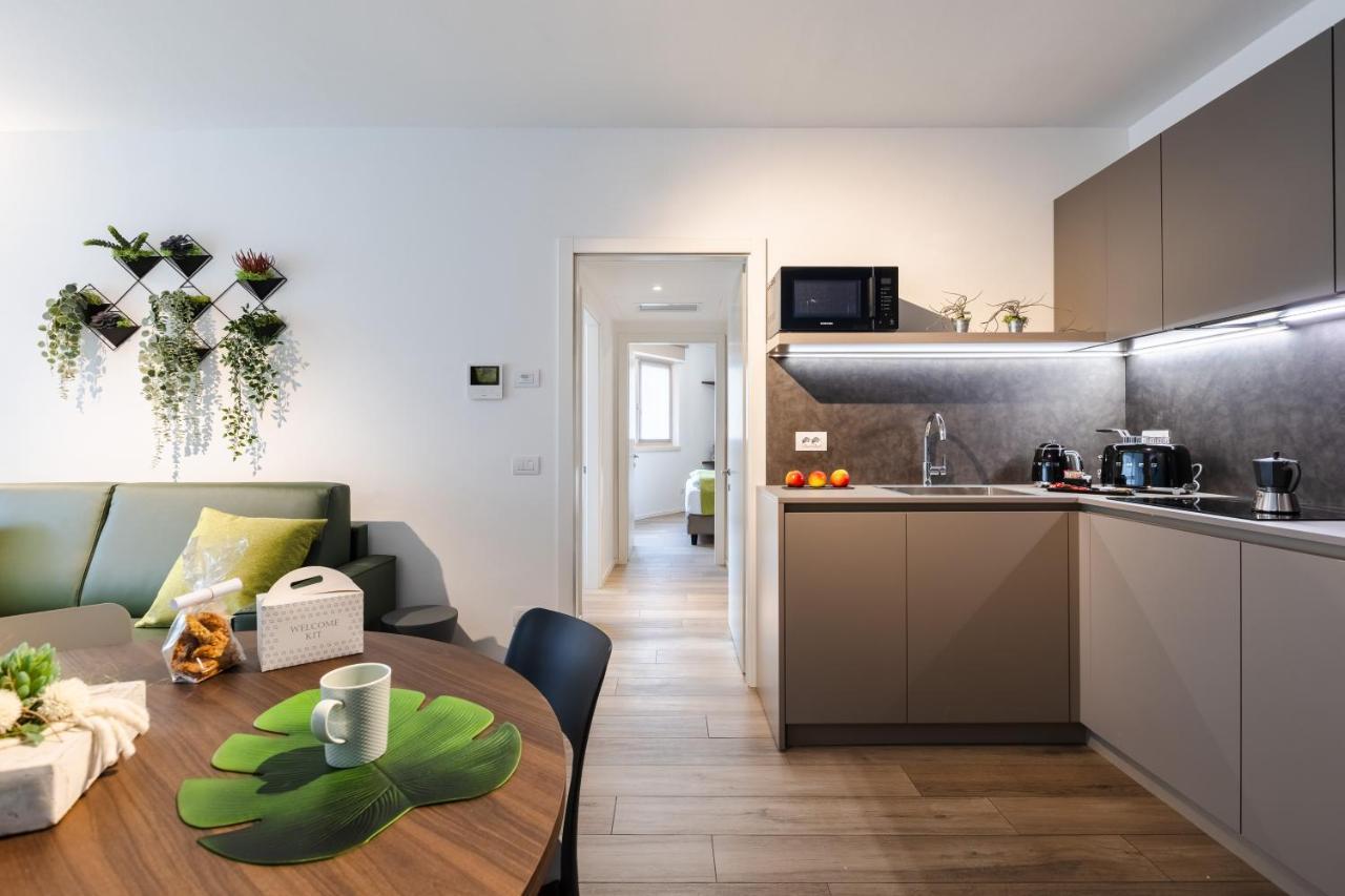 Boutique Apartments By Annalisa Torbole Sul Garda Luaran gambar