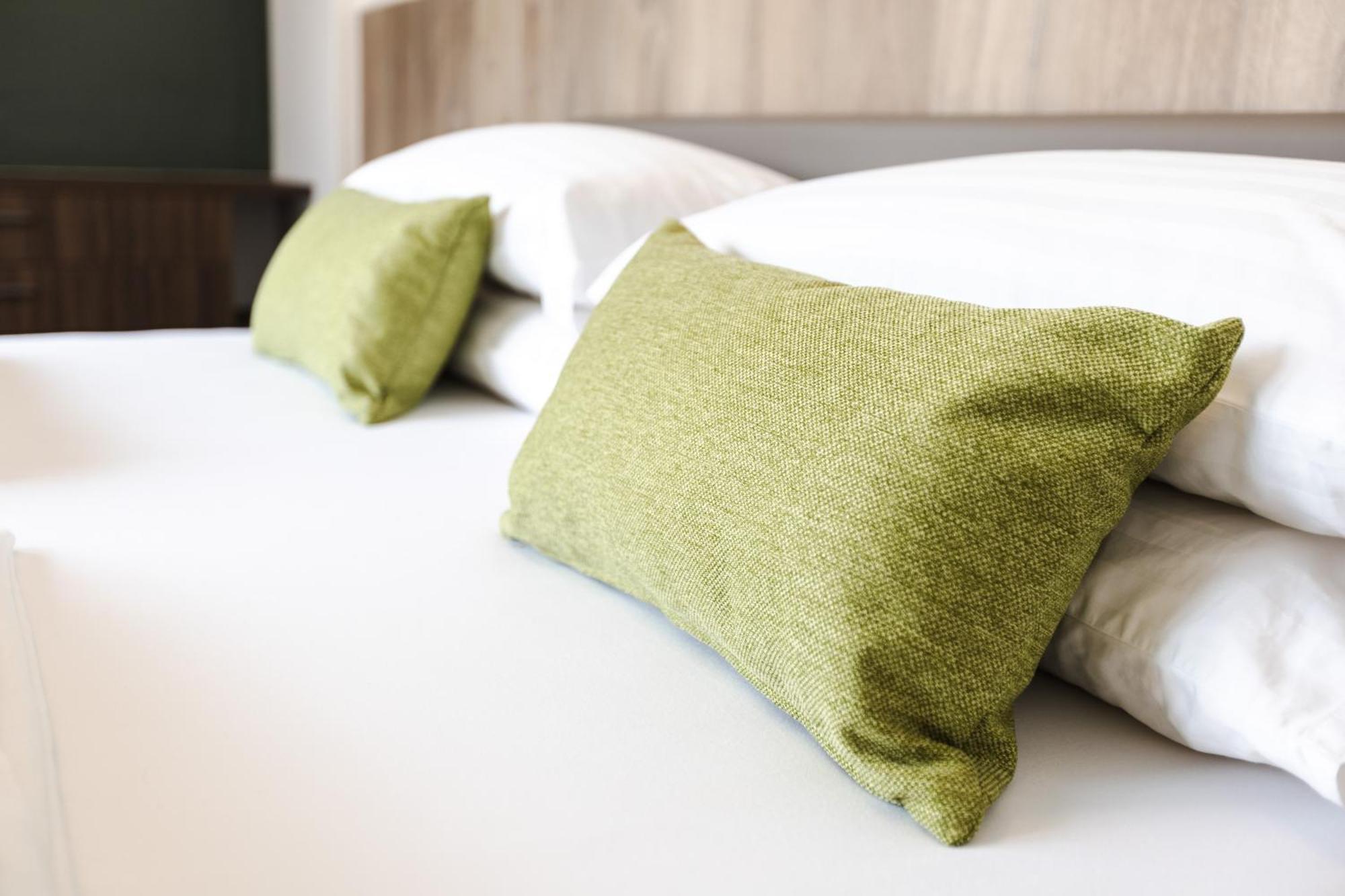 Boutique Apartments By Annalisa Torbole Sul Garda Luaran gambar
